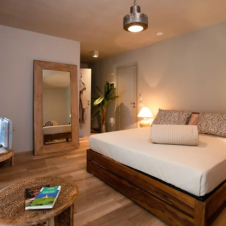 Relais San Baio לינה וארוחת בוקר 4*