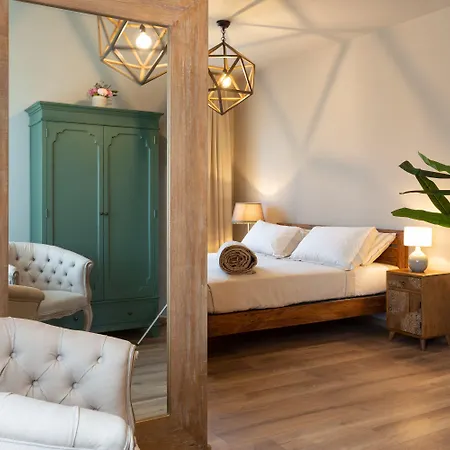 Relais San Baio לינה וארוחת בוקר 4*
